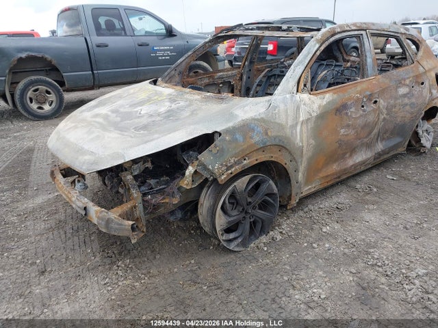KM8J3CA28GU213094 Hyundai Tucson Limited