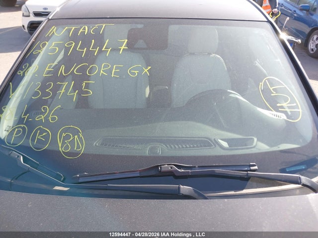 12594447 :رقم المزاد ، KL4MMCSL9LB133745 vin ، 2020 Buick Encore Gx مزاد بيع