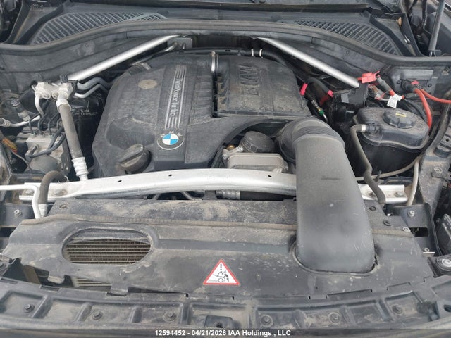 12594452 :رقم المزاد ، 5UXKR0C5XF0P14263 vin ، 2015 Bmw X5 Xdrive35i مزاد بيع