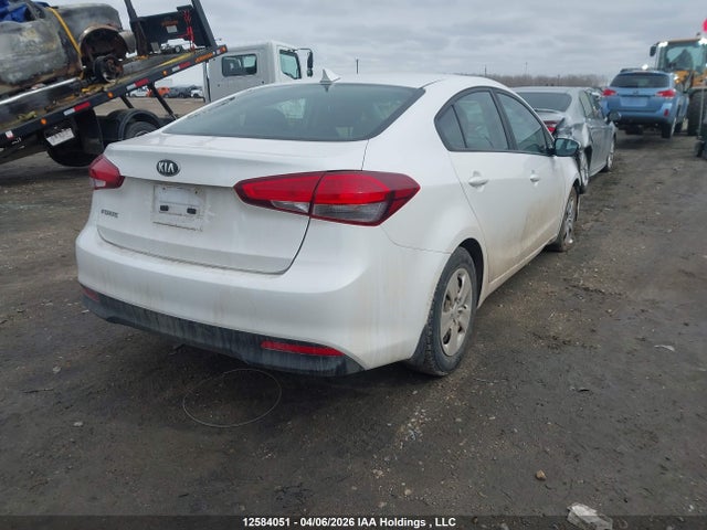 2017 Kia Forte მანქანა იყიდება აუქციონზე, vin: 3KPFK4A74HE073365, აუქციონის ნომერი: 12584051