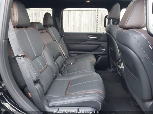 JN8AY3BE0T9432406 Nissan Armada Sl