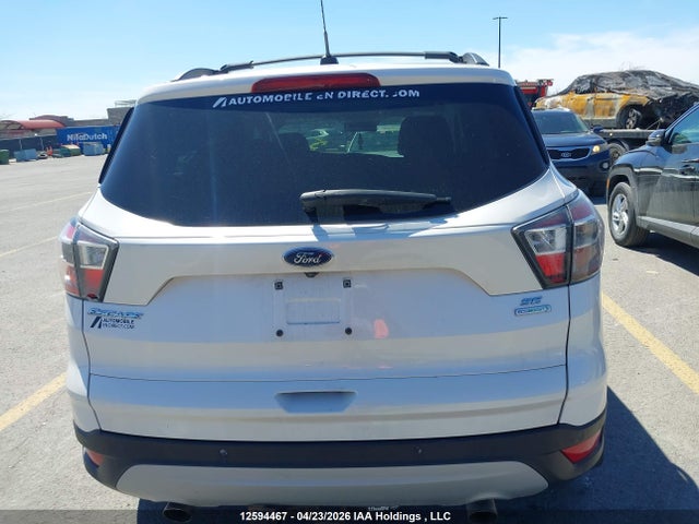 2017 Ford Escape მანქანა იყიდება აუქციონზე, vin: 1FMCU0GD9HUB17568, აუქციონის ნომერი: 12594467