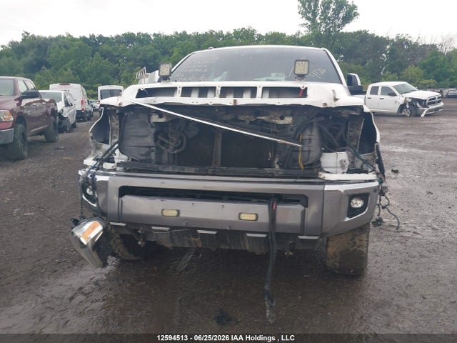 Aukcja sprzedaży 2018 Toyota Tundra Crewmax 1794/platinum, vin: 5TFAY5F13JX744663, numer aukcji: 12594513