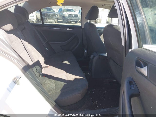 3VWD07AJ2FM222804 Volkswagen JETTA SE