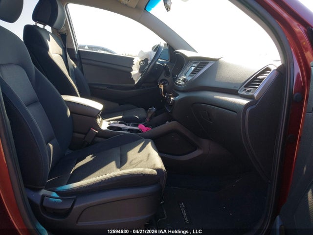 KM8J3CA40GU083040 Hyundai Tucson Premium