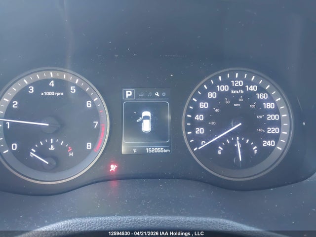 KM8J3CA40GU083040 Hyundai Tucson Premium