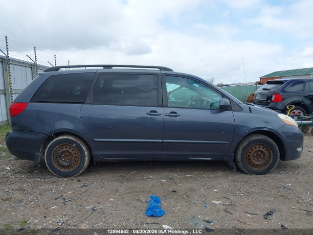 2006 Toyota Sienna Le V6 მანქანა იყიდება აუქციონზე, vin: 5TDZA23C06S476924, აუქციონის ნომერი: 12594542
