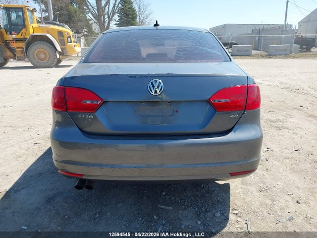 2011 Volkswagen Jetta მანქანა იყიდება აუქციონზე, vin: 3VWBX7AJ5BM040995, აუქციონის ნომერი: 12594545
