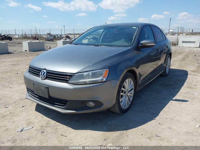 2011 Volkswagen Jetta მანქანა იყიდება აუქციონზე, vin: 3VWBX7AJ5BM040995, აუქციონის ნომერი: 12594545