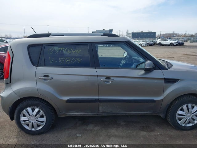 12594549 :رقم المزاد ، KNDJT2A65D7518175 vin ، 2013 Kia Soul +/!/sport مزاد بيع