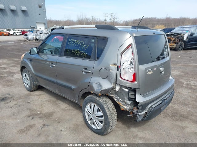 12594549 :رقم المزاد ، KNDJT2A65D7518175 vin ، 2013 Kia Soul +/!/sport مزاد بيع