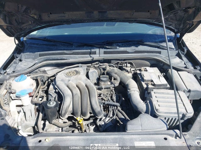 12594571 :رقم المزاد ، 3VW2K7AJ1EM245054 vin ، 2014 Volkswagen Jetta S مزاد بيع