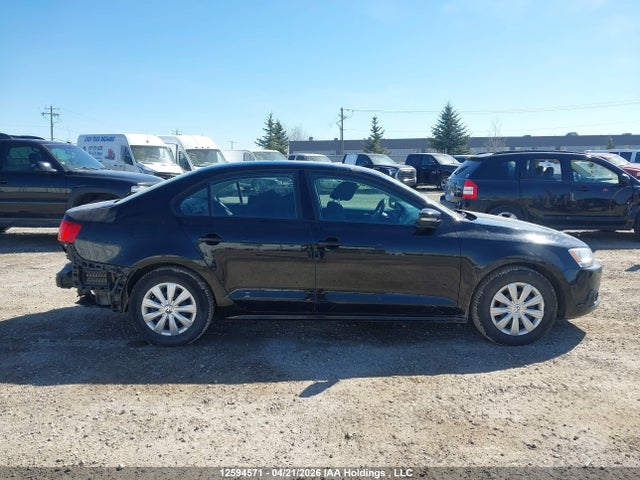 12594571 :رقم المزاد ، 3VW2K7AJ1EM245054 vin ، 2014 Volkswagen Jetta S مزاد بيع