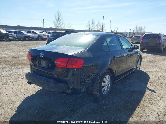 12594571 :رقم المزاد ، 3VW2K7AJ1EM245054 vin ، 2014 Volkswagen Jetta S مزاد بيع