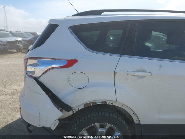 Продаж на аукціоні авто 2015 Ford Escape Se, vin: 1FMCU9G99FUC45810, номер лоту: 12594585