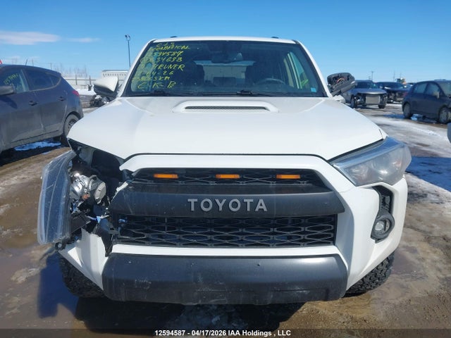 2019 Toyota 4runner Sr5 მანქანა იყიდება აუქციონზე, vin: JTEBU5JR1K5634698, აუქციონის ნომერი: 12594587
