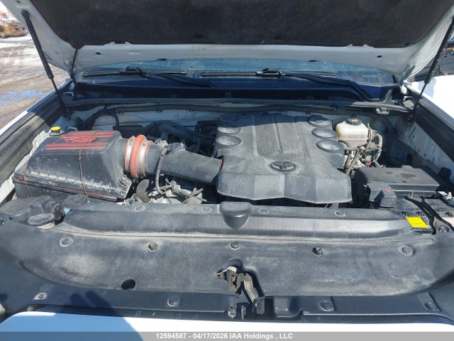 2019 Toyota 4runner Sr5 მანქანა იყიდება აუქციონზე, vin: JTEBU5JR1K5634698, აუქციონის ნომერი: 12594587