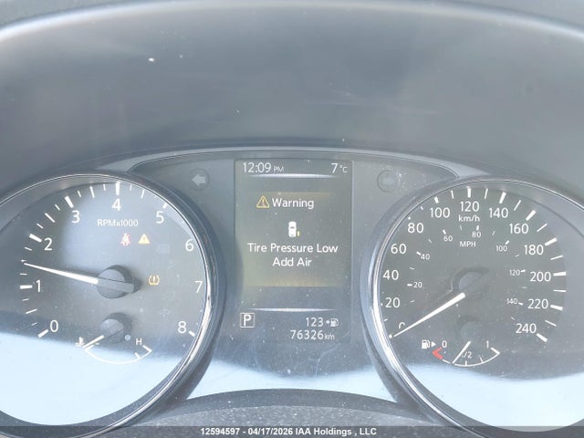 JN1BJ1CR0JW205907 Nissan Qashqai S/sl/sv
