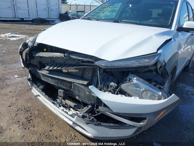 KM8K6CAAXJU143477 Hyundai Kona Sel/tech