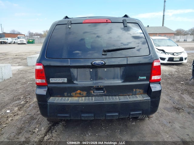Продажа на аукционе авто 2010 Ford Escape Xlt Automatic, vin: 1FMCU9DG8AKB38660, номер лота: 12594629