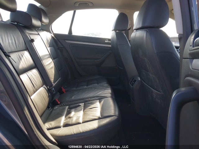 2008 Volkswagen Jetta 2.5l Trendline მანქანა იყიდება აუქციონზე, vin: 3VWRM71K88M123734, აუქციონის ნომერი: 12594630