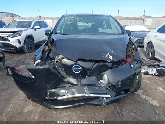 2017 Nissan Leaf S/sl/sv მანქანა იყიდება აუქციონზე, vin: 1N4BZ0CP7HC303414, აუქციონის ნომერი: 12594631