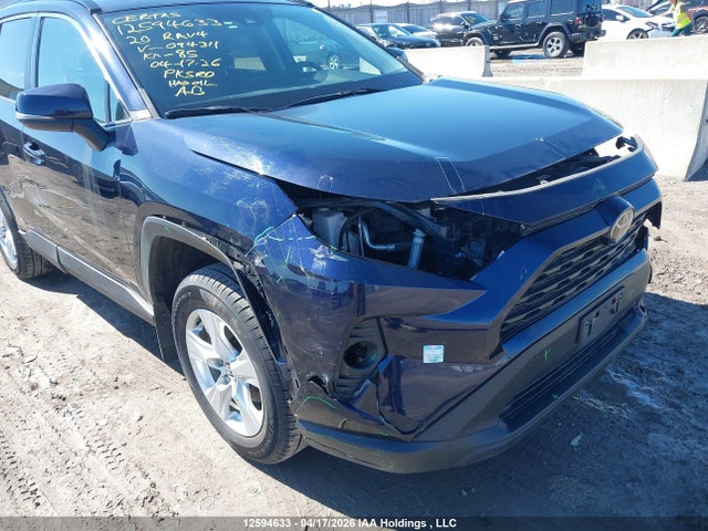 12594633 :رقم المزاد ، 2T3R1RFV5LC094311 vin ، 2020 Toyota Rav4 Xle/xle Premium مزاد بيع