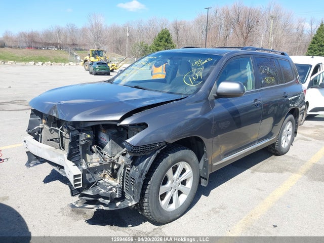 12594656 :رقم المزاد ، 5TDBK3EHXBS083780 vin ، 2011 Toyota Highlander Se مزاد بيع