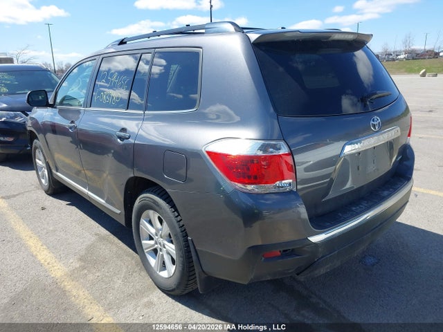12594656 :رقم المزاد ، 5TDBK3EHXBS083780 vin ، 2011 Toyota Highlander Se مزاد بيع