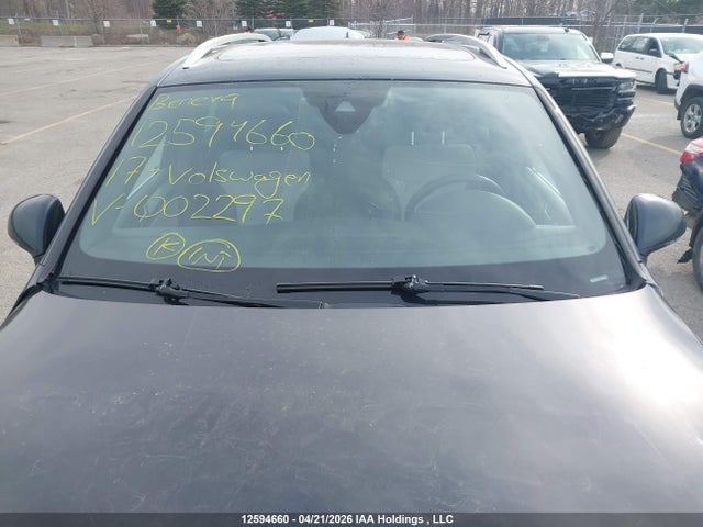 12594660 :رقم المزاد ، WVGRF7BP1HD002297 vin ، 2017 Volkswagen Touareg 3.6l Wolfsburg Edition مزاد بيع