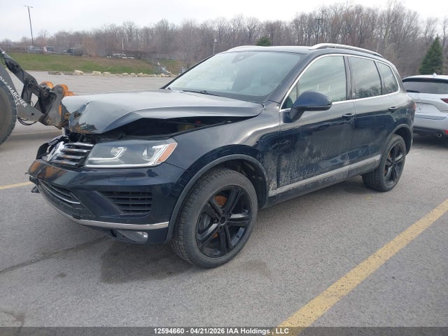 12594660 :رقم المزاد ، WVGRF7BP1HD002297 vin ، 2017 Volkswagen Touareg 3.6l Wolfsburg Edition مزاد بيع
