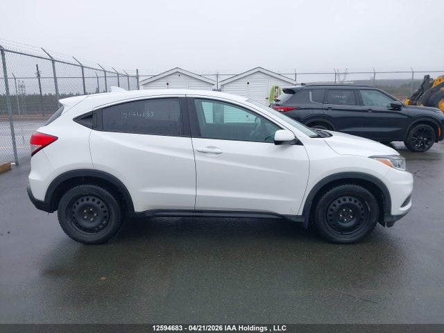 3CZRU5H38MM101002 Honda HR-V LX