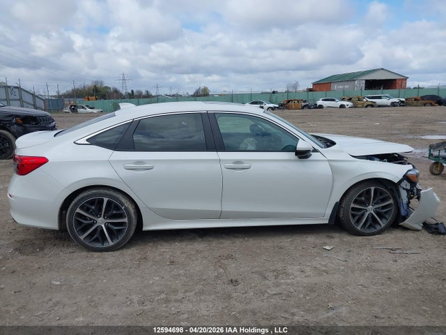 2HGFE1F96NH006056 Honda Civic Touring