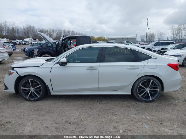 2HGFE1F96NH006056 Honda Civic Touring