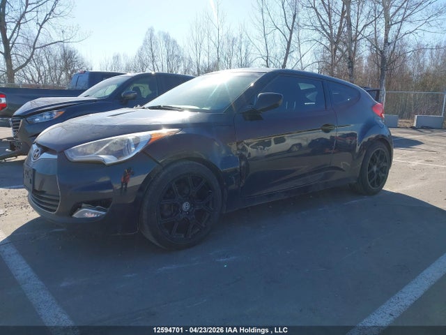 2013 Hyundai Veloster მანქანა იყიდება აუქციონზე, vin: KMHTC6AD1DU143784, აუქციონის ნომერი: 12594701