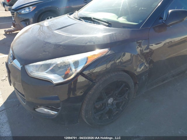 2013 Hyundai Veloster მანქანა იყიდება აუქციონზე, vin: KMHTC6AD1DU143784, აუქციონის ნომერი: 12594701