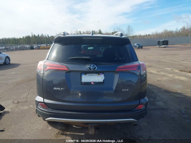 2016 Toyota Rav4 Xle მანქანა იყიდება აუქციონზე, vin: 2T3WFREVXGW244004, აუქციონის ნომერი: 12594716