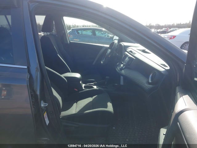 2016 Toyota Rav4 Xle მანქანა იყიდება აუქციონზე, vin: 2T3WFREVXGW244004, აუქციონის ნომერი: 12594716