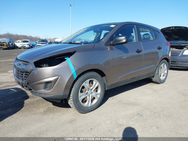 2010 Hyundai Tucson მანქანა იყიდება აუქციონზე, vin: KM8JTCAC7AU024033, აუქციონის ნომერი: 12594746