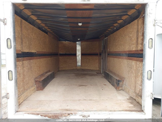 Продаж на аукціоні авто 2016 Utility Trailer Mfg Trailer, vin: 56UBE1627GB001171, номер лоту: 12594748