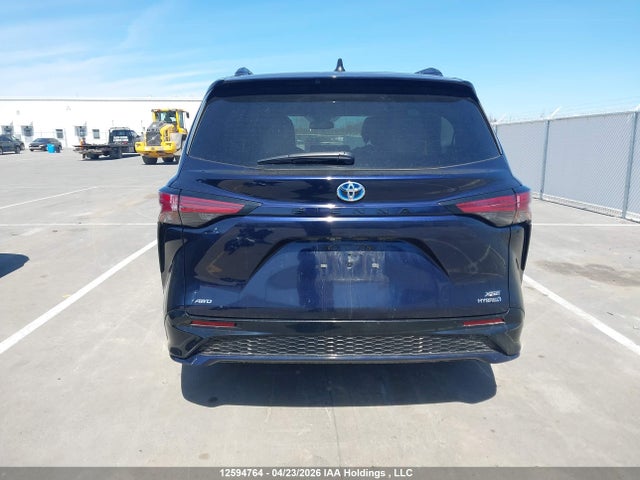 5TDGSKFC1PS102372 Toyota Sienna Xse 7-passenger