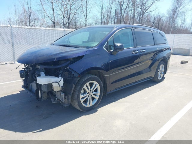 5TDGSKFC1PS102372 Toyota Sienna Xse 7-passenger