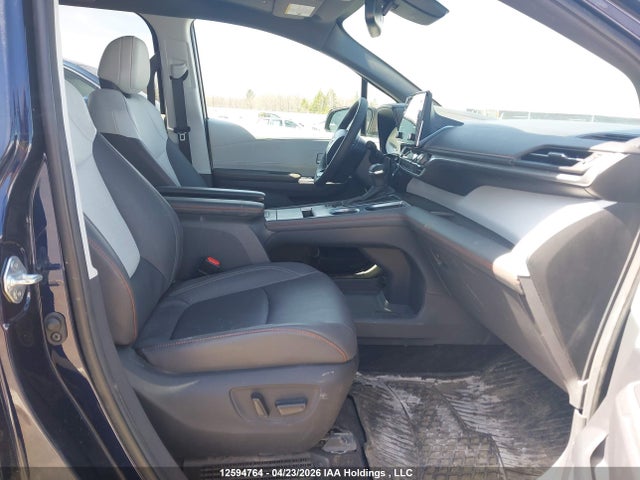 5TDGSKFC1PS102372 Toyota Sienna Xse 7-passenger