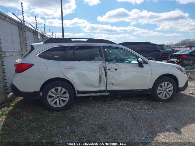 4S4BSDDCXJ3215590 Subaru Legacy Outback