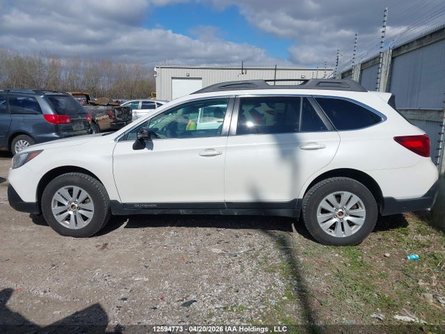 4S4BSDDCXJ3215590 Subaru Legacy Outback