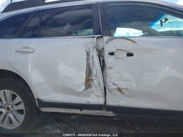 4S4BSDDCXJ3215590 Subaru Legacy Outback