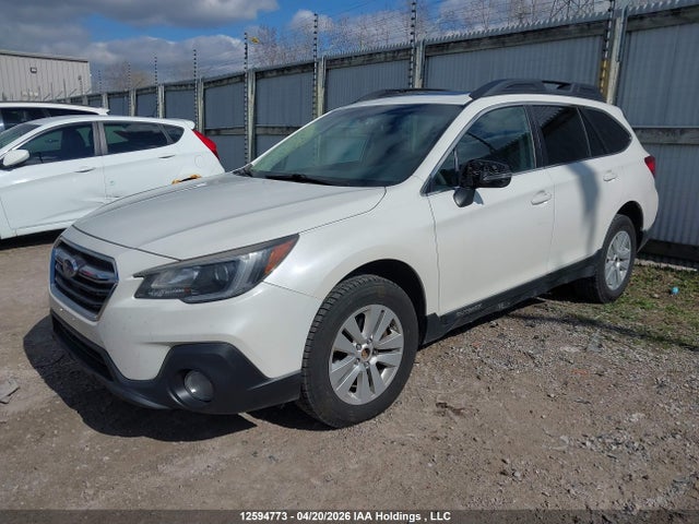 4S4BSDDCXJ3215590 Subaru Legacy Outback