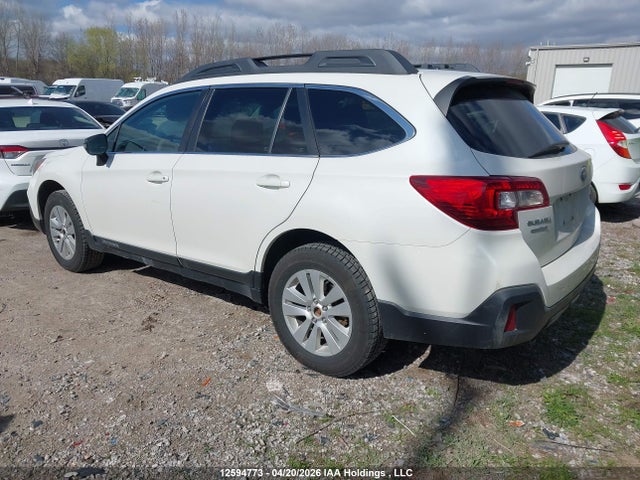 4S4BSDDCXJ3215590 Subaru Legacy Outback