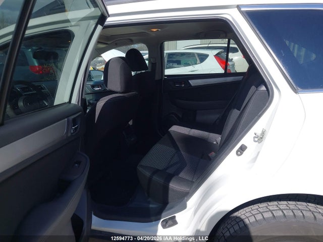4S4BSDDCXJ3215590 Subaru Legacy Outback