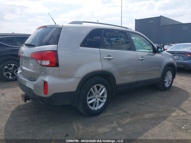 12594790 :رقم المزاد ، 5XYKTCA69FG627707 vin ، 2015 Kia Sorento مزاد بيع